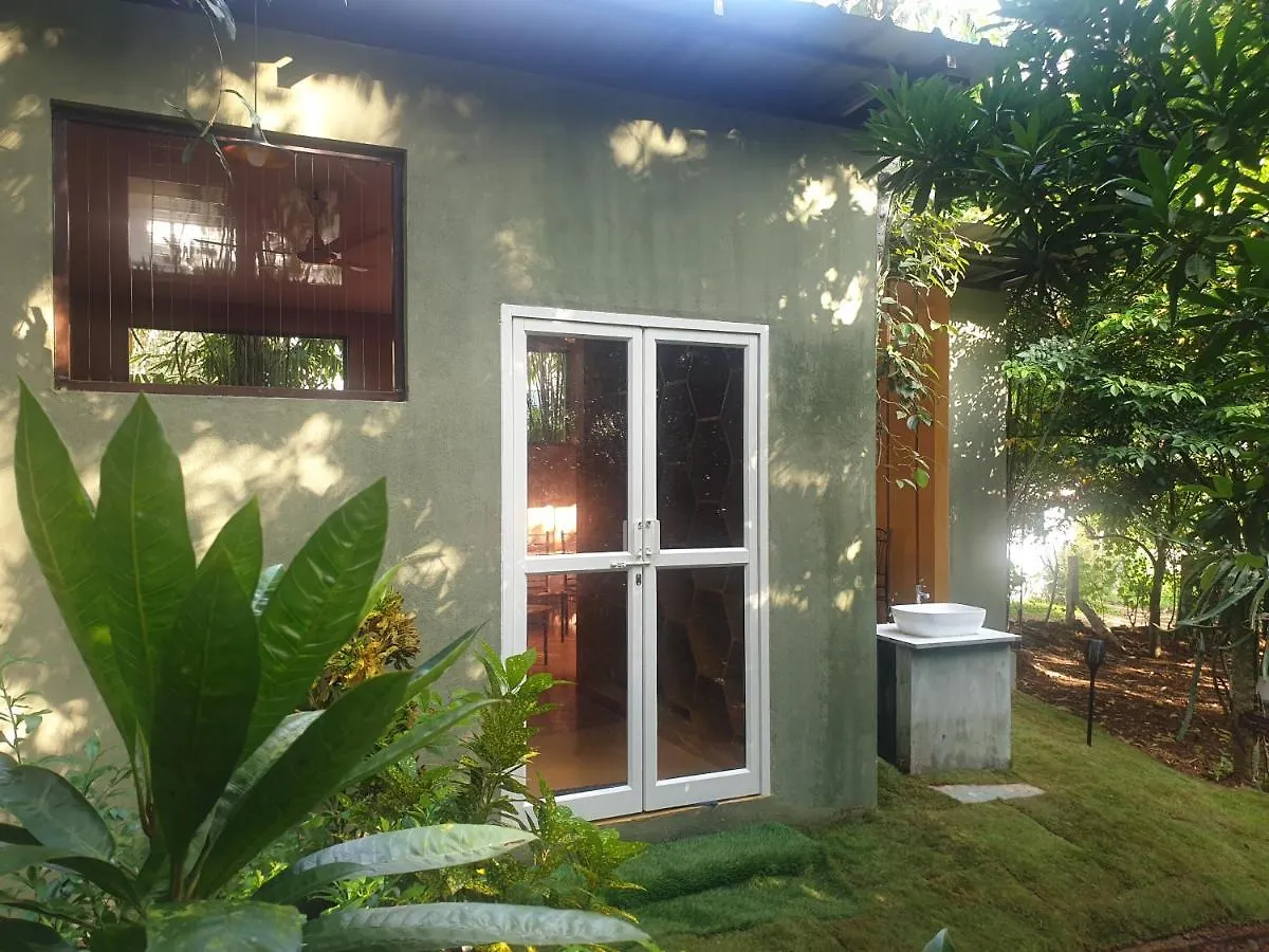 טריואנדרום Amritham Holidays Homestay Trivandrum הודו